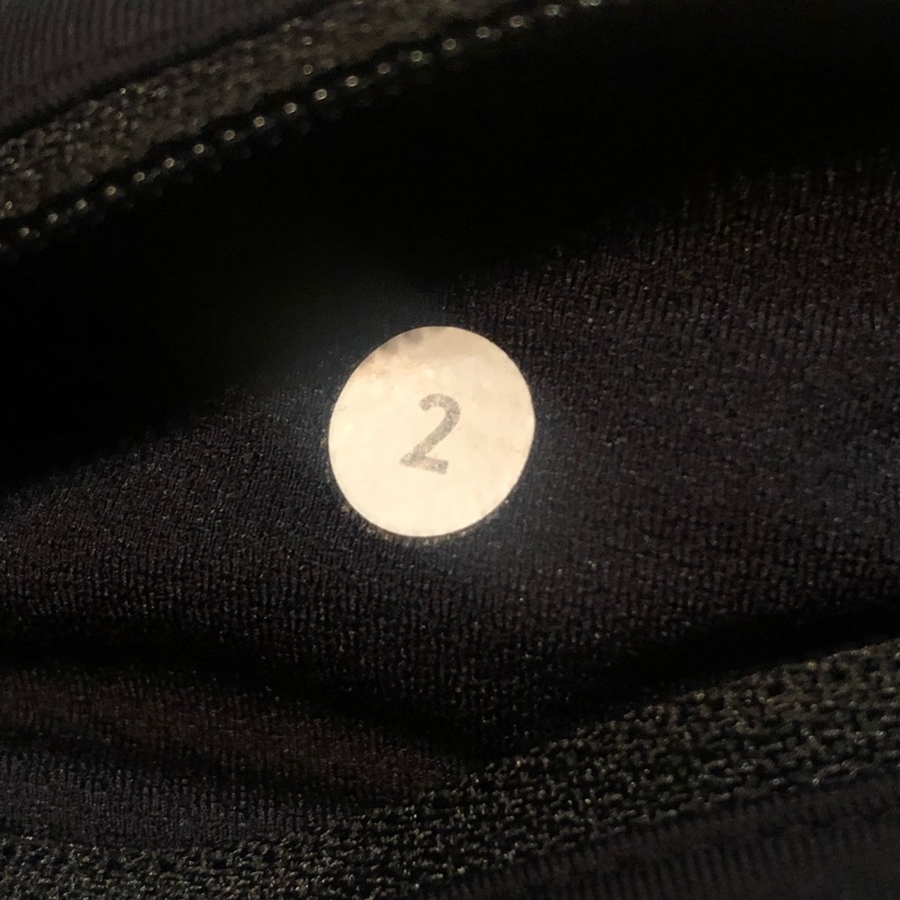 Lululemon Speed Short - Picture 5 of 5